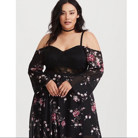 torrid Dresses & Skirts - BLACK FLORAL LACE MAXI DRESS